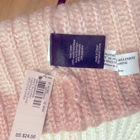 Final Markdown VS LE Ombrรฉ Stripe Hat Pink - Picture 3 of 9